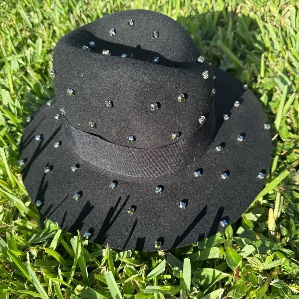 Black Studded Women's Hat - Woll Hat Black Rhinestones BRAND NEW